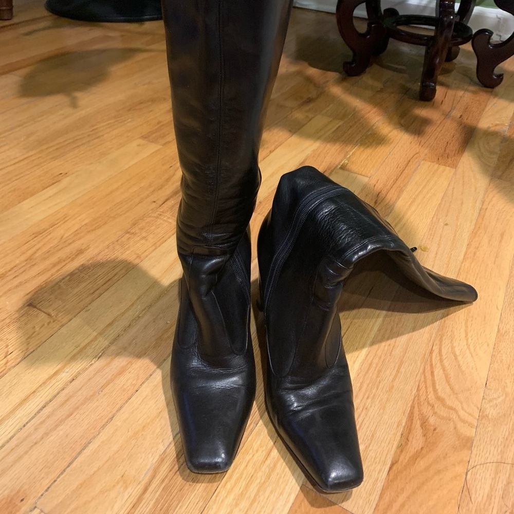 Via Spiga Block Heel Boot - Side Zipper